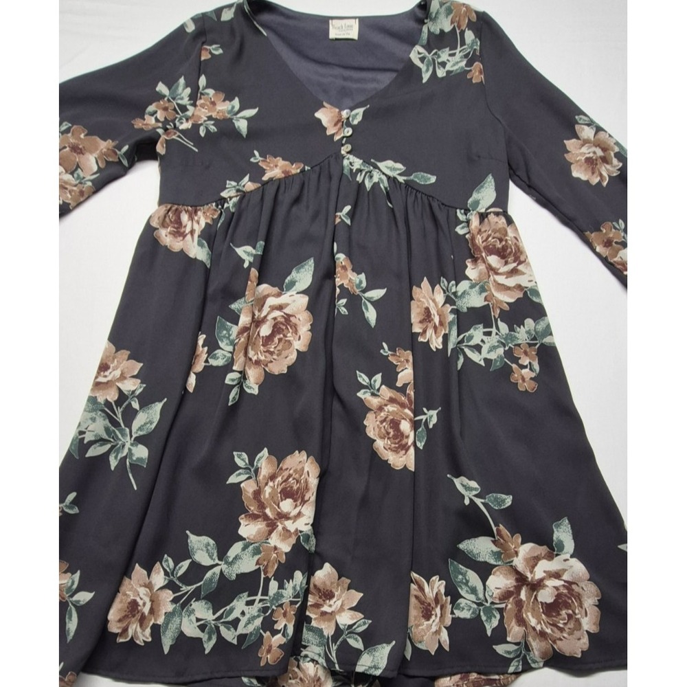Peach Love California woman's charcoal floral print V-neck baby doll dress sz Sm